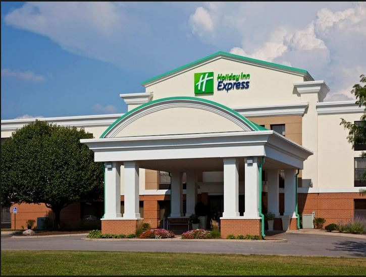 Plainfield Holiday Inn Express | Antico Management Company